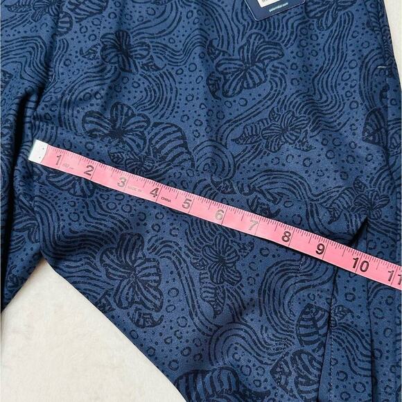 Peter Millar Crown Crafted Men’s 35 Navy Quick Dry Hybrid Golf Shorts - Picture 8 of 9